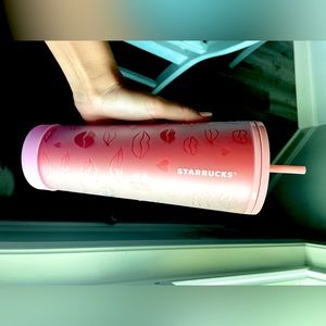 Lips Starbucks venti tumbler